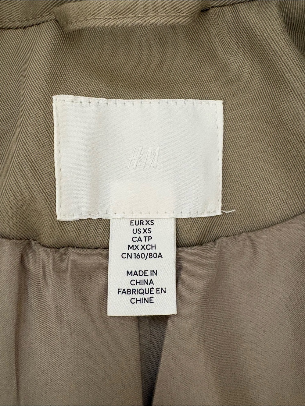 H&M Cropped Trench Coat - Tan- like NEW! - Picture 2 of 6